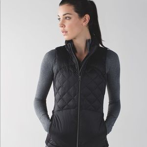 lululemon down for a run vest